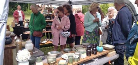 Deux mains la terre cathy ocquet poterie region lilloise 03 web